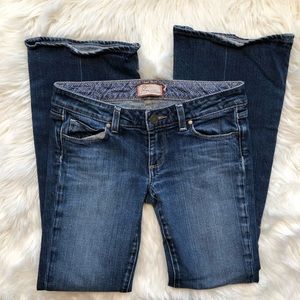 PAIGE Petite Lauren Canyon Jeans Size 27
